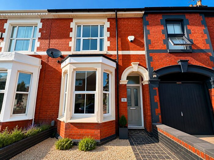 4 Bedroom Terraced House For Sale In Lower Hillmorton Road, Rugby, CV21