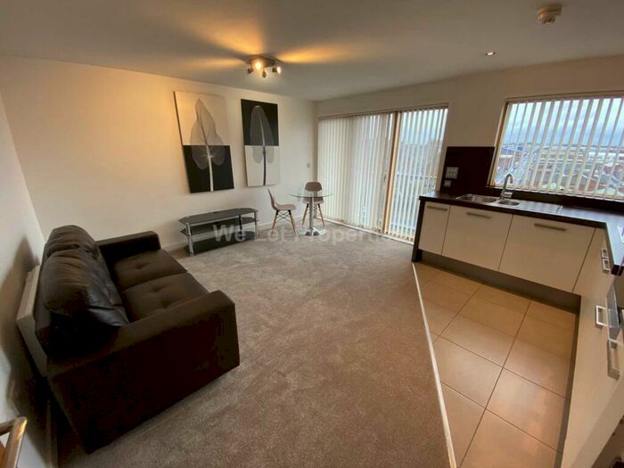 2 Bedroom Apartment To Rent In Britton House, Greenquarter, M4