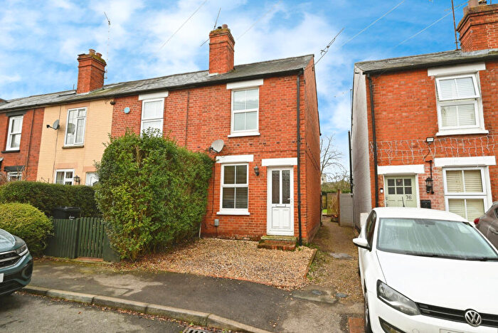 2 Bedroom Terraced House To Rent In Wescott Road, Wokingham, Berkshire, RG40