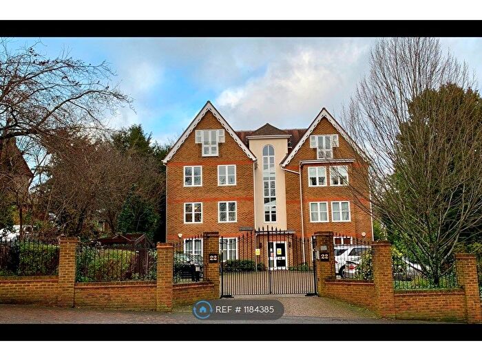 2 Bedroom Flat To Rent In Sener Court, South Croydon, CR2