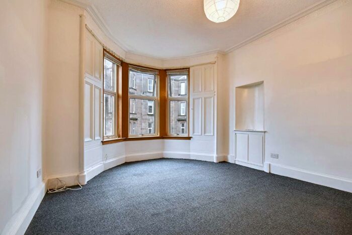 2 Bedroom Flat To Rent In John Street, Inverclyde, Gourock, PA19