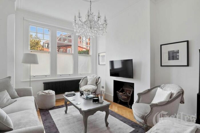 5 Bedroom Property To Rent In Felix Avenue, London, N8