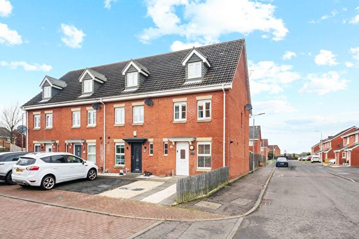 3 Bedroom Town House For Sale In Talisker Avenue, Kilmarnock, KA3