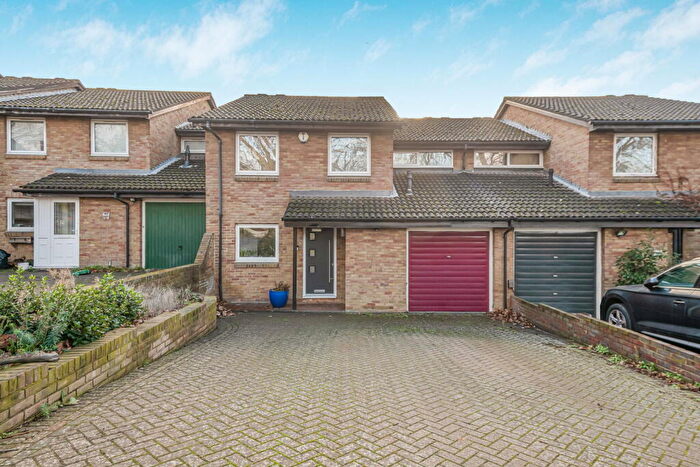 5 Bedroom Terraced House For Sale In Foxgrove Road, Beckenham, BR3