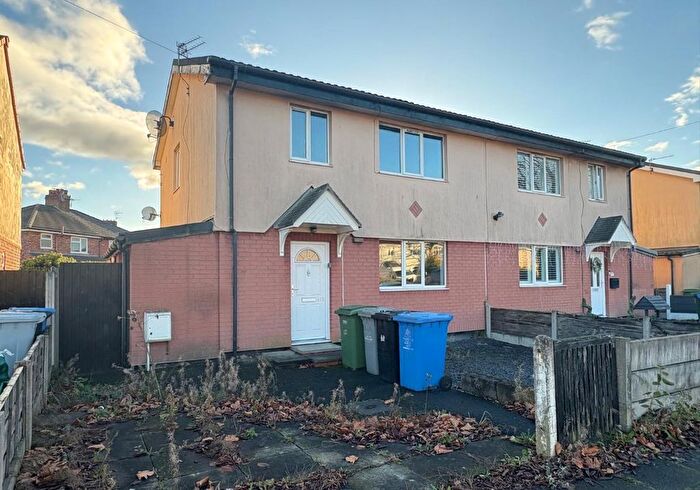 3 Bedroom Semi Detached House For Sale In Winchester Road, Urmston, Manchester, Lancashire, M41