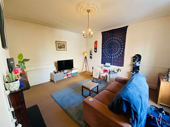 1 Bedroom Flat To Rent In B Freeland Place, Bristol, PC02