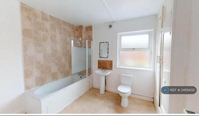 4 Bedroom Terraced House To Rent In Cromwell Street, Nottingham, NG7