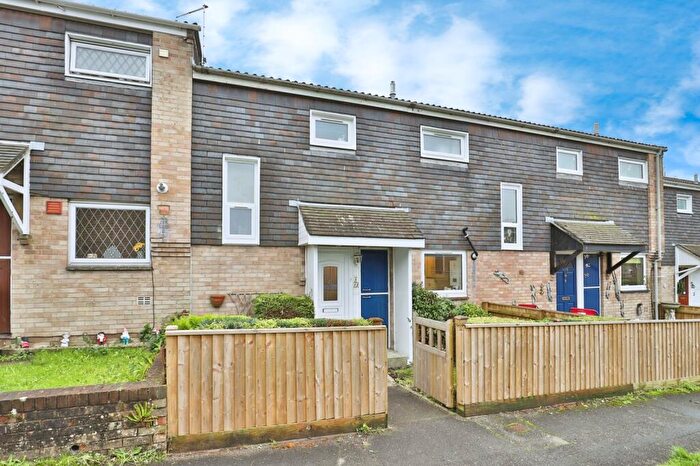 2 Bedroom Terraced House For Sale In Knowlton Road, Poole, Dorset, BH17