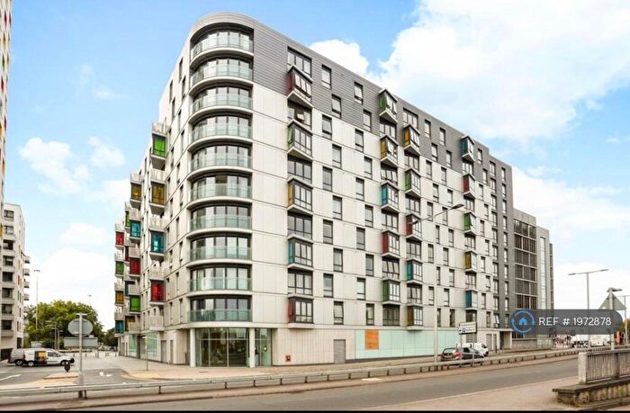 1 Bedroom Flat To Rent In Hunsaker, Reading, RG1