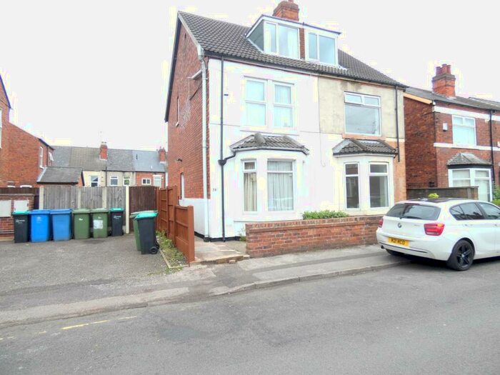 3 Bedroom End Of Terrace House To Rent In Layton Avenue, Mansfield, NG18