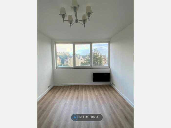 1 Bedroom Flat To Rent In Quarry House, St. Leonards-On-Sea, TN38