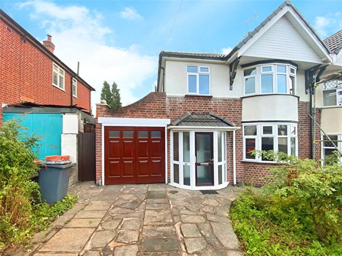 3 Bedroom Semi-Detached House To Rent In Wynfield Road, Leicester, Leicestershire, LE3