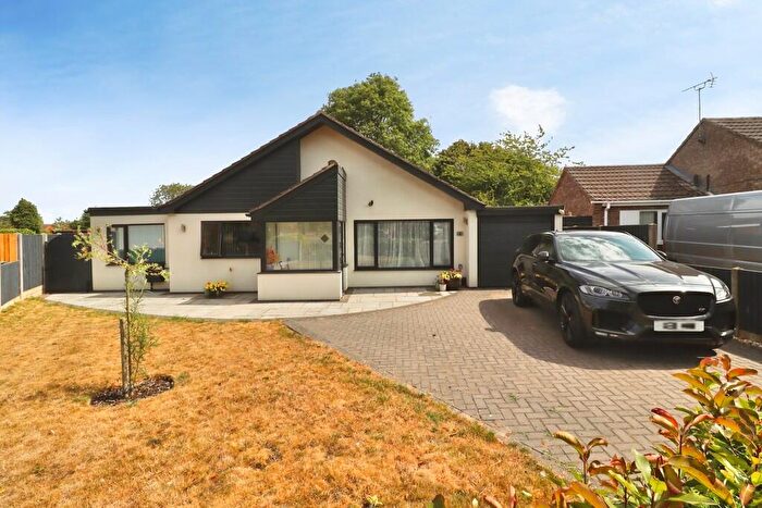 4 Bedroom Detached Bungalow For Sale In Field Close, Nettleham, LN2