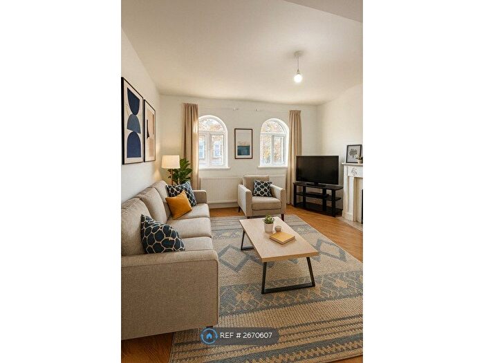 3 Bedroom Flat To Rent In Ranelagh Road, Leytonstone, E11