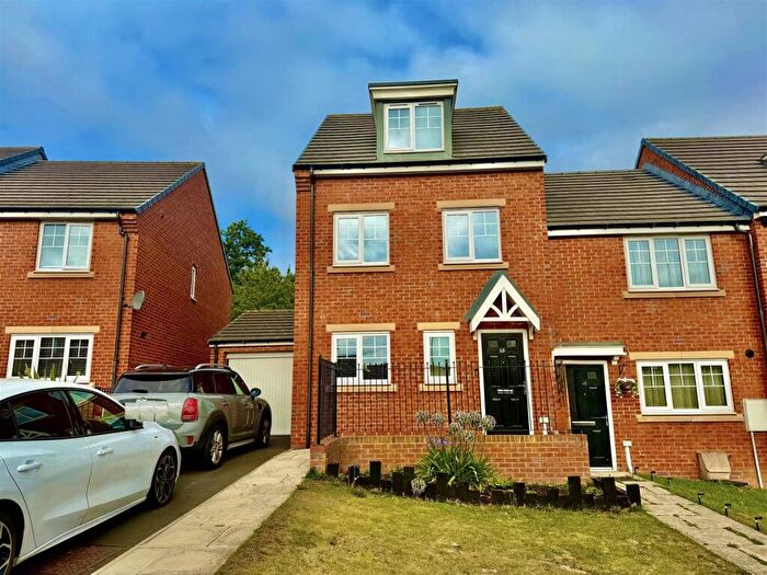 3 Bedroom House For Sale In Heathway, Parkside, Seaham, SR7