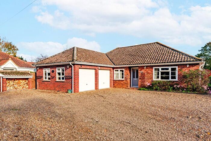 3 Bedroom Detached Bungalow For Sale In Coltishall Road, Buxton, NR10