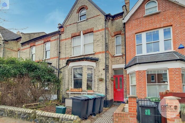 1 Bedroom Flat To Rent In Muswell Avenue, London, N10
