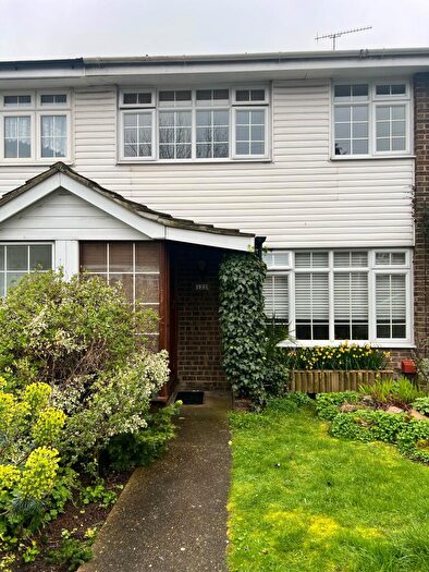 3 Bedroom House To Rent In Broadway, Gillingham, ME8