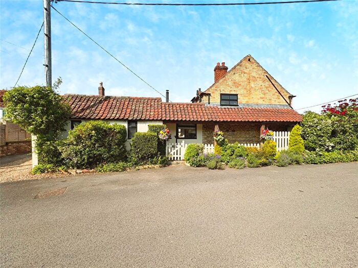 6 Bedroom Cottage For Sale In Craypool Lane, Scothern, Lincoln, Lincolnshire, LN2