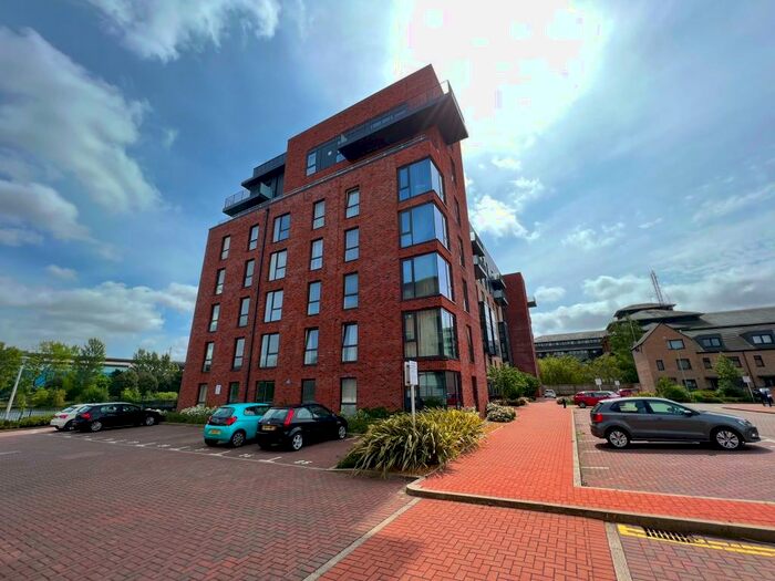 1 Bedroom Flat To Rent In Schooner Drive, Cardiff, CF10