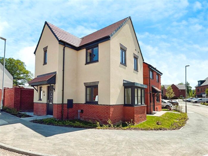 3 Bedroom Detached House For Sale In Codling Close, Bramcote, Nottingham, Nottinghamshire, NG9