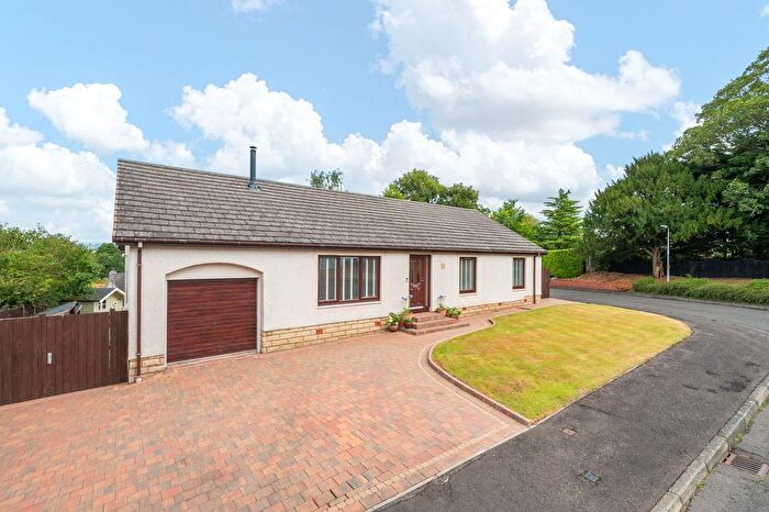 4 Bedroom Detached Bungalow For Sale In Ruthven Water, Aberuthven, PH3