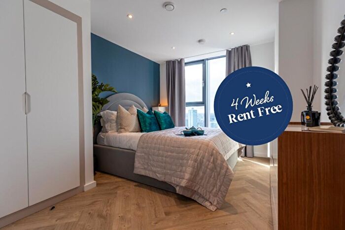 2 Bedroom Flat To Rent In Flat, Swan Street House, Swan Street, Manchester, Greater Manchester, M4