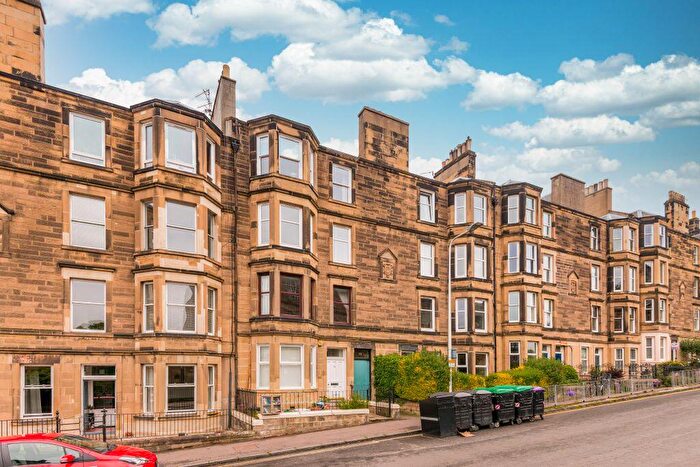 2 Bedroom Flat For Sale In / Ashley Terrace, Edinburgh, EH11
