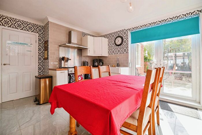 3 Bedroom End Of Terrace House For Sale In Belvedere Road, Thornaby, Stockton-On-Tees, TS17