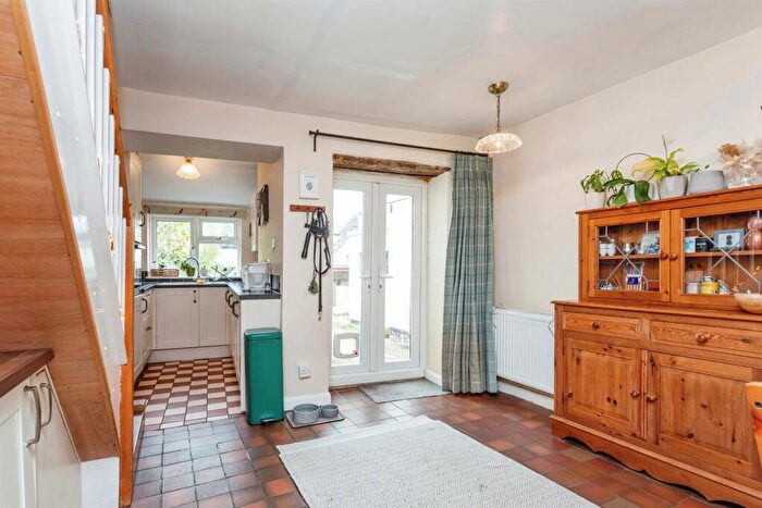 3 Bedroom Terraced House For Sale In Main Street, Gawcott, Buckingham, MK18