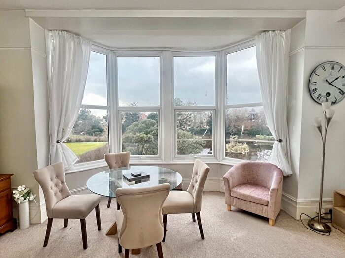 1 Bedroom Flat For Sale In Park Road, Bexhill On Sea, TN39