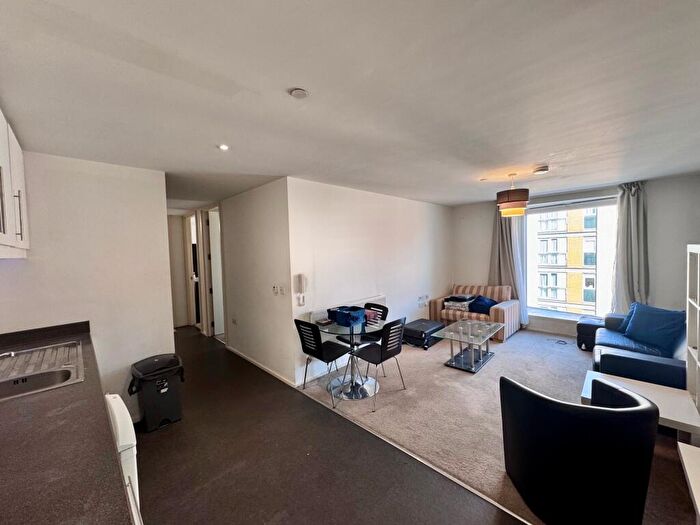 2 Bedroom Apartment To Rent In Nottingham One, City Centre, NG1