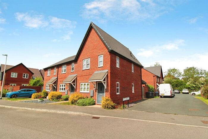 2 Bedroom End Of Terrace House For Sale In Kerry Hill Drive, Long Lawford, Rugby, CV23