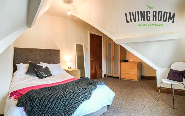 2 Bedroom Flat To Rent In Mackintosh Place, Roath, CF24