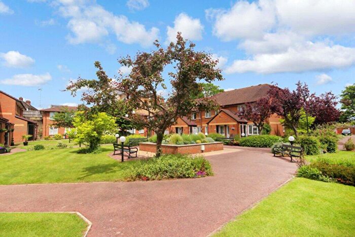 1 Bedroom Flat For Sale In Beck Lane, Beckenham, BR3