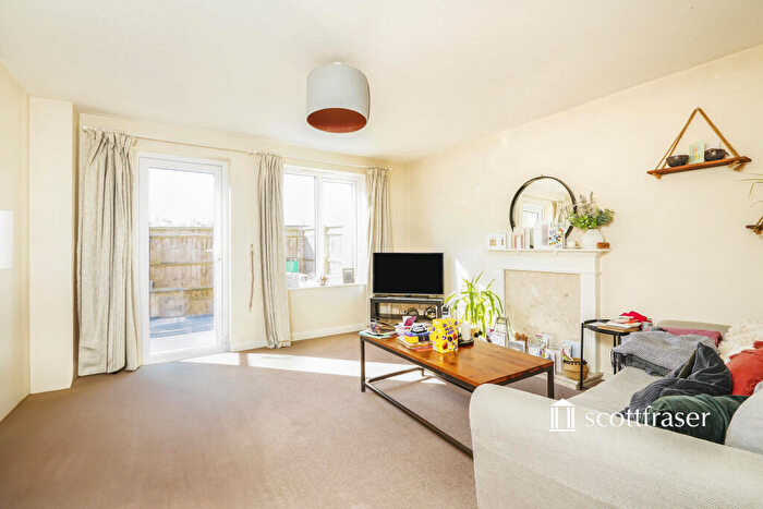 2 Bedroom End Of Terrace House To Rent In Prestwich Place, Botley, OX2