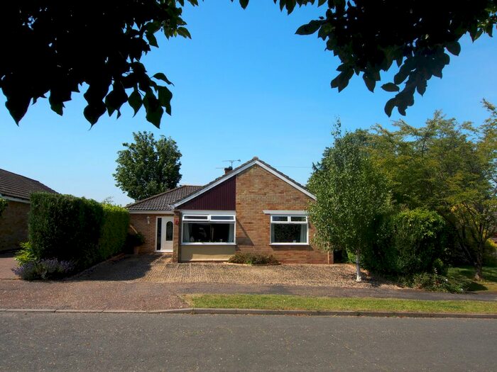 4 Bedroom Detached Bungalow To Rent In Hillside, Barnham Broom, Norwich, Norfolk, NR9