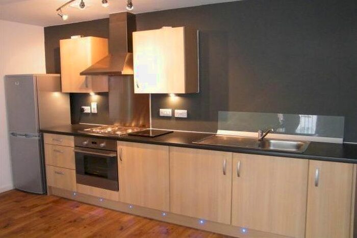 2 Bedroom Flat To Rent In Greenings Court, Warrington, WA2