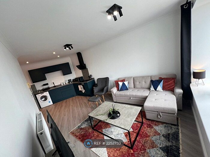 2 Bedroom Flat To Rent In Market Place, Derby, DE1