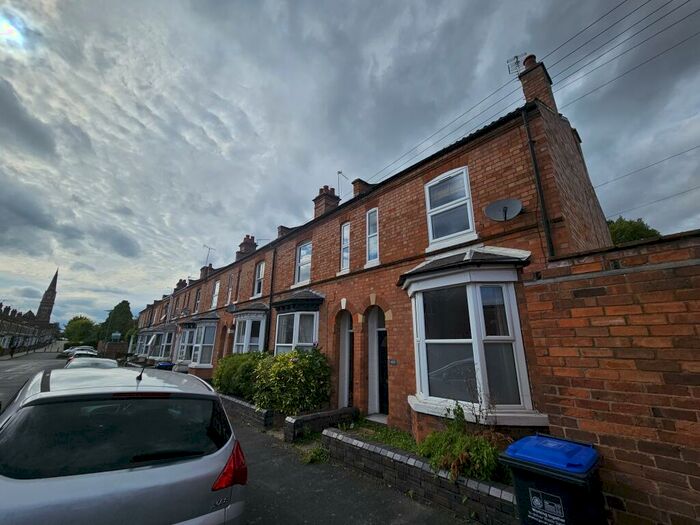 4 Bedroom End Of Terrace House To Rent In Tachbrook Street, Leamington Spa, CV31