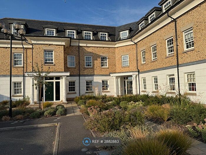 2 Bedroom Flat To Rent In The Gallops, Newmarket, CB8