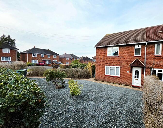 2 Bedroom End Of Terrace House For Sale In Hanworth Close, Leamington Spa, CV32