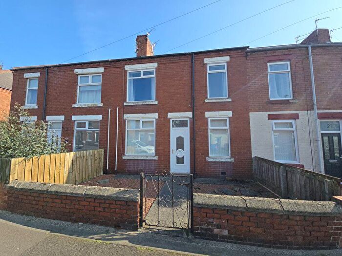 2 Bedroom Flat For Sale In Melrose Terrace, Bedlington Station, NE22