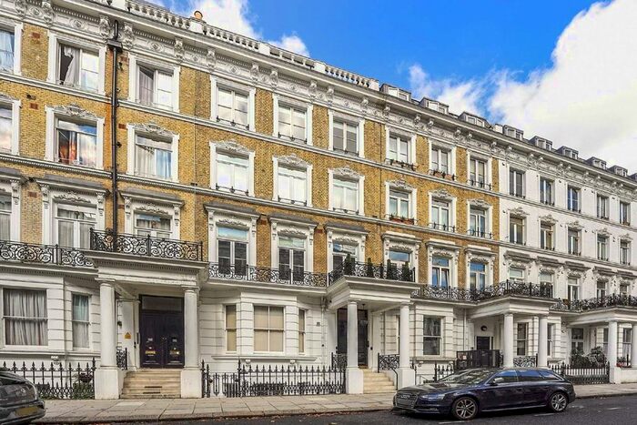 1 Bedroom Flat To Rent In Trebovir Road, London, SW5