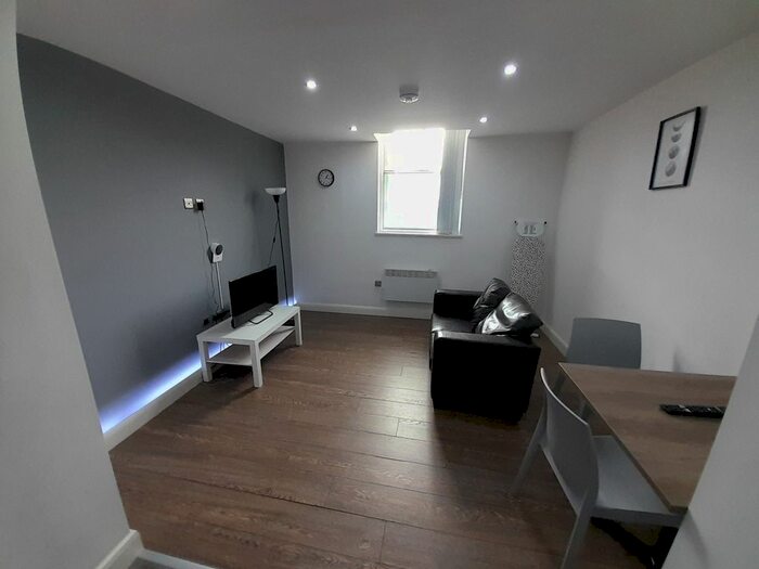 1 Bedroom Flat To Rent In Peckover Street, Bradford, BD1