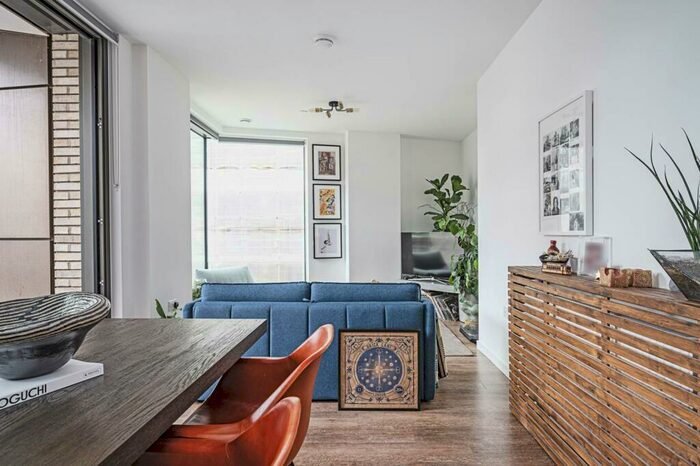 1 Bedroom Flat To Rent In Macclesfield Road, Clerkenwell, London, EC1V