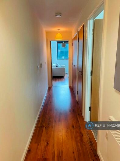 1 Bedroom Flat To Rent In Mann Island, Liverpool, L3