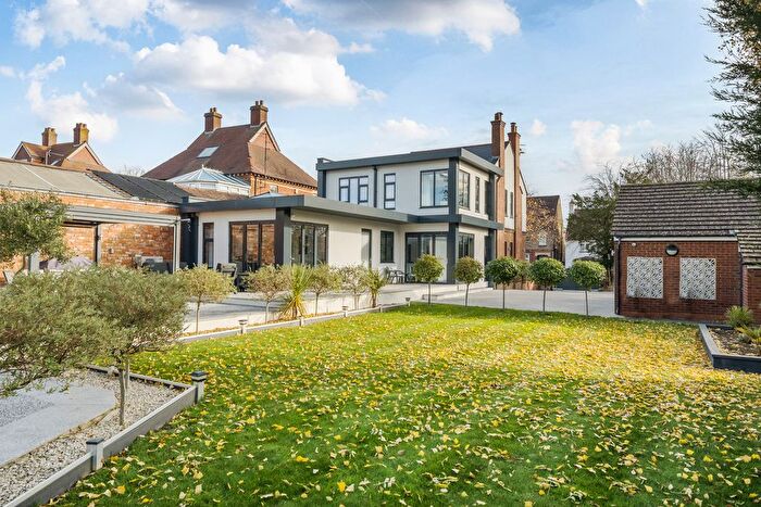 4 Bedroom Detached House For Sale In Higham Road, Rushden, NN10