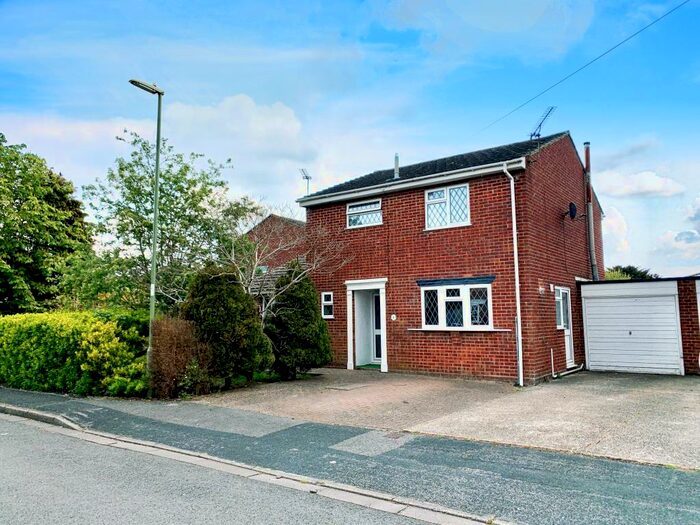 3 Bedroom Detached House To Rent In Wedgwood Way, Waterlooville, PO8