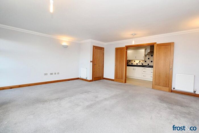 2 Bedroom Apartment To Rent In Mount Pleasant Road, Poole, BH15